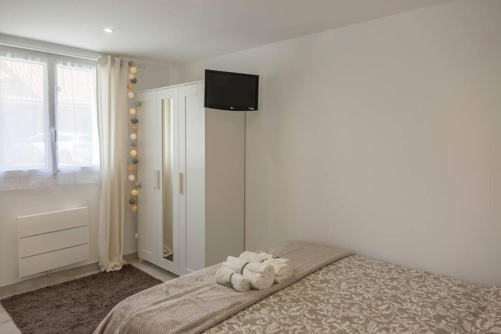 Maison/Appartement Avec Jardin Saint-Denis-en-Val Exterior photo